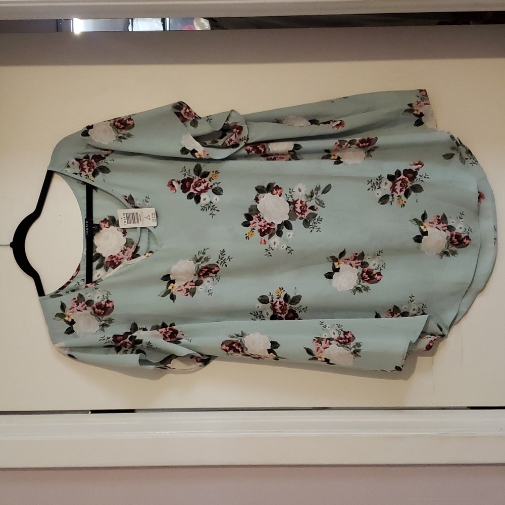 Light green floral top